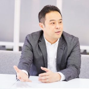 森口 功造氏