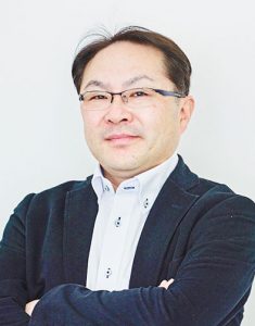中村　智憲 氏