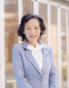 鶴田 知佳子 氏